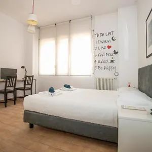  Apartment Om2rome